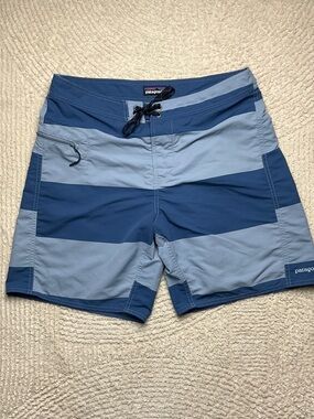 Patagonia Men's Minimalist Wavefarer Board Shorts Size 33